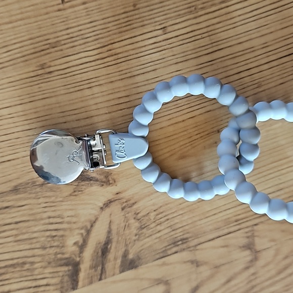 Ryan & Rose Cutie Clinks Baby Teether and Clip - Picture 4 of 5